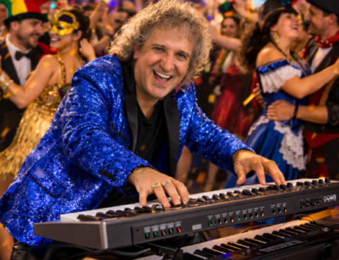 Sandro Hoffmann als Party Sänger und Entertainer für Feiern, Hochzeiten und Firmenanlässe in Basel.